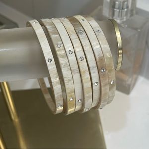 Set of seven matching bangles
